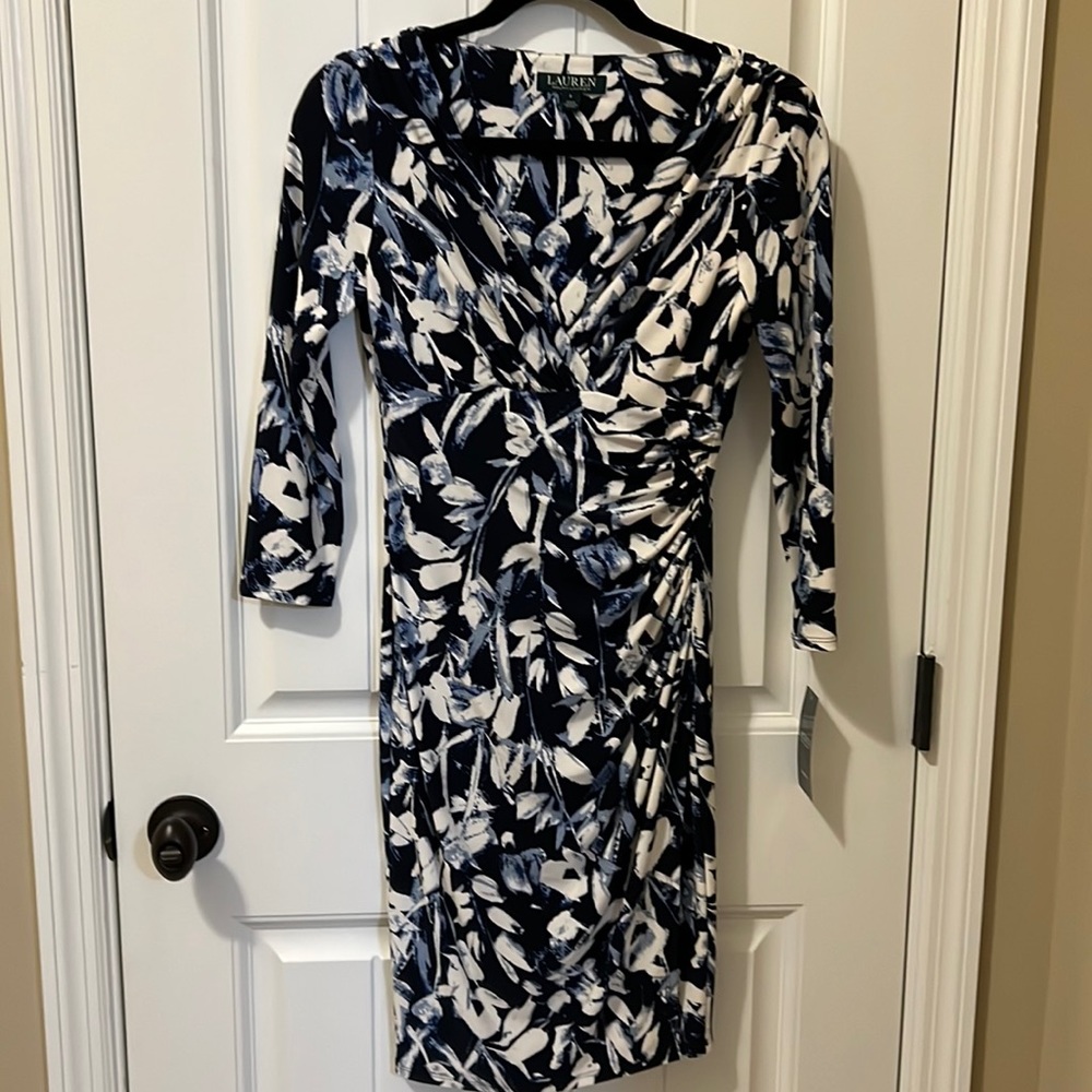 NWT size 2 LAUREN Ralph Lauren 3/4 sleeves dress